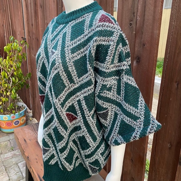 METROPOLITAN I Vintage Woven Flared Sleeve Sweater - Picture 4 of 8